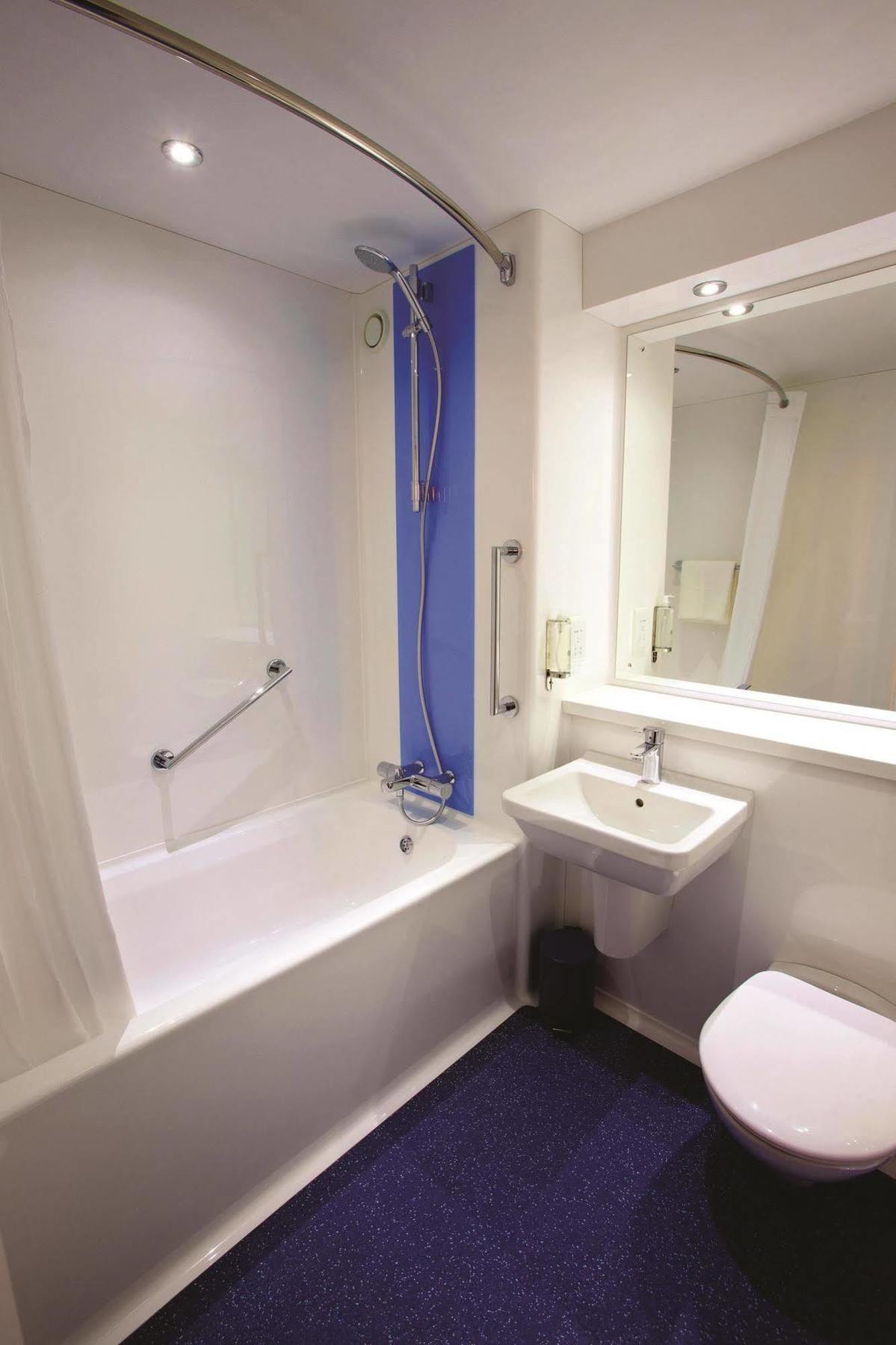 Travelodge Bournemouth Exterior photo